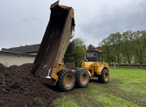 Nákup kloubového dempru Hydrema 922c