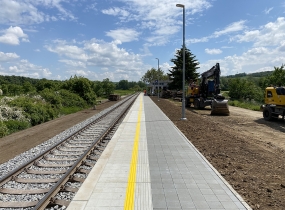 Vlaková zastávka - Vésky